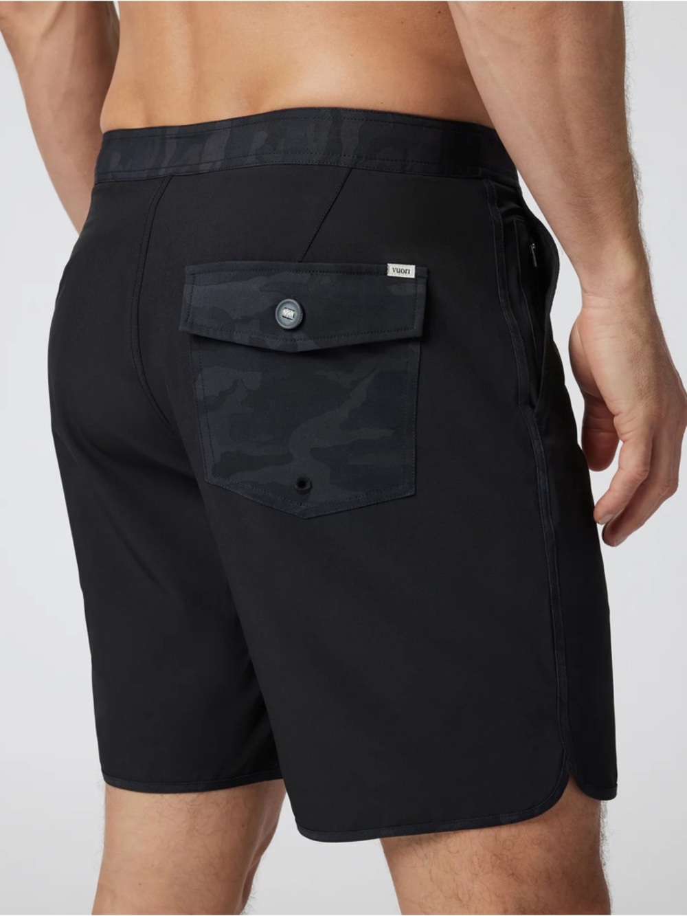 Vuori Cruise Boardshort 7” Black Men’s 32 - Picture 2 of 5